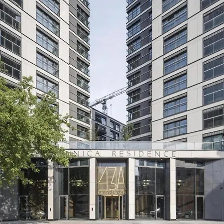 Golden - Luxury 2-bedroom, Mennica Residence&144 Appartamento *