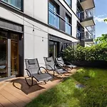 Golden - Luxury 2-bedroom, Mennica Residence&144 Apartmán *