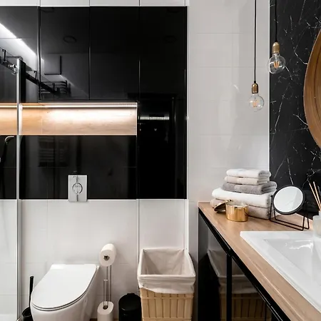 Golden - Luxury 2-bedroom, Mennica Residence&144 公寓