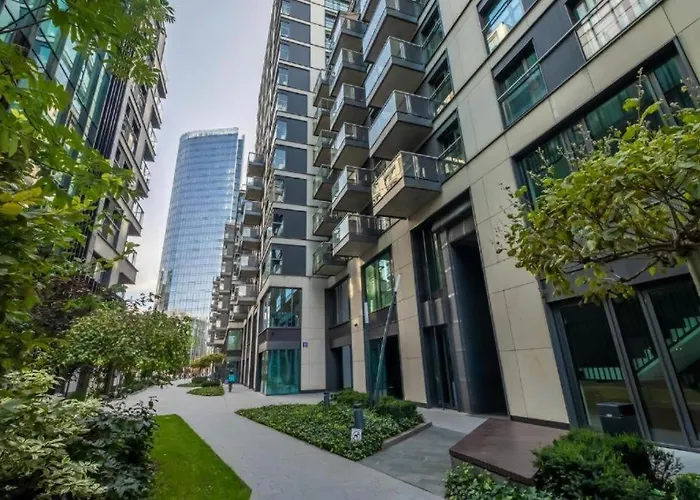 Urban - Luxury 2-bedroom, Mennica Residence&144 Апартаменты *