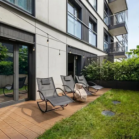 Golden - Luxury 2-bedroom, Mennica Residence&144