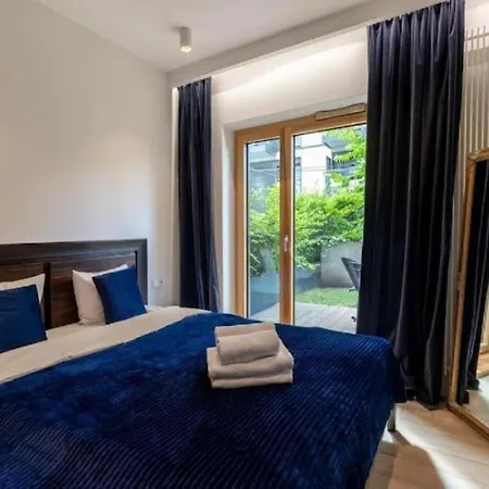 Golden - Luxury 2-bedroom, Mennica Residence&144